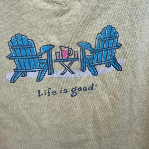 Life Is Good Women’s V-Neck Yellow T-Shirt Size Large Chairs w/drinks - Picture 3 of 5